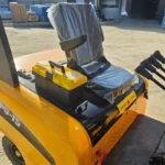 Elektrischer Gabelstapler 1,5 t mit 4,5 m Triplexmast, Seitenschieber, Vollreifen & LED, 60V – Bild 5